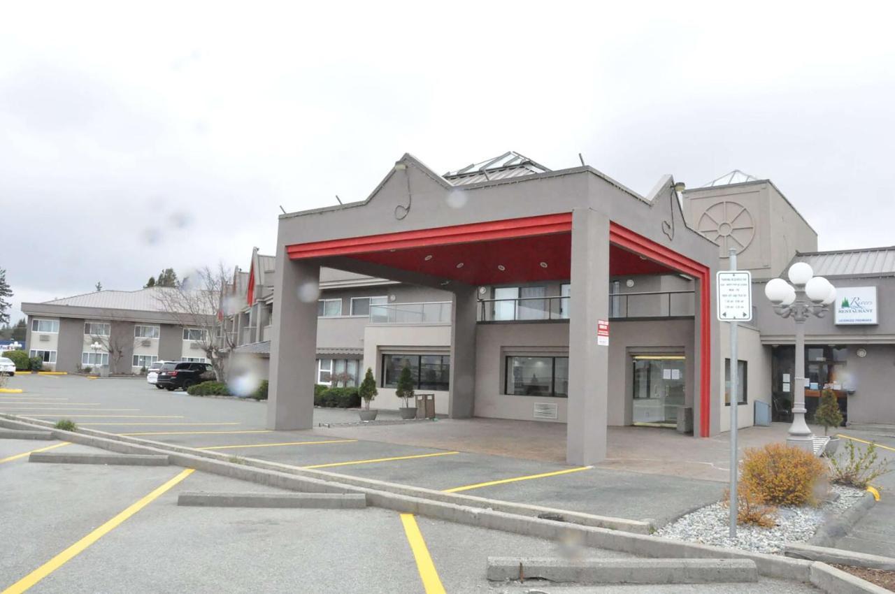 Ramada By Wyndham Abbotsford Exterior foto